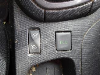 Renault Clio Clio IV Estate/Grandtour (7R), Combi 5-drs, 2012 / 2021 0.9 Energy TCE 12V picture 15