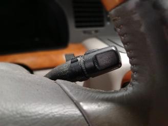 Kia Opirus Opirus Sedan 3.5 V6 24V (6GCU) [149kW]  (09-2003/12-2006) picture 18