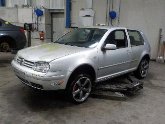 Volkswagen Golf Golf IV (1J1) Hatchback 2.3 V5 GTI 20V (AQN) [125kW]  (10-2000/06-2005=
) picture 1