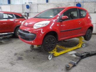 Salvage car Citroën C1 C1 Hatchback 1.0 12V (384F(CFA)) [50kW]  (06-2005/09-2014) 2006
