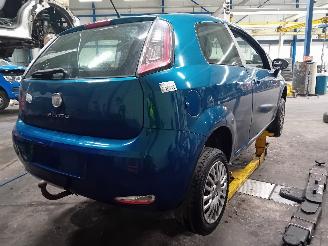 Fiat Punto Punto Evo (199) Hatchback 1.3 JTD Multijet 85 16V (199.B.4000(Euro 5))=
 [62kW]  (10-2009/02-2012) picture 3