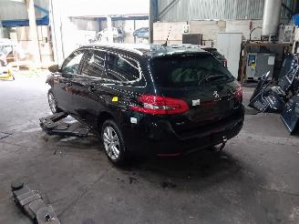 Peugeot 308 308 SW (L4/L9/LC/LJ/LR) Combi 5-drs 1.6 BlueHDi 120 (DV6FC(BHZ)) [88kW=
]  (03-2014/12-2021) picture 4