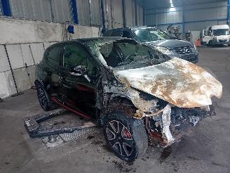 Renault Clio Clio IV (5R) Hatchback 5-drs 0.9 Energy TCE 90 12V (H4B-400(H4B-A4)) [=
66kW]  (11-2012/08-2021) picture 2