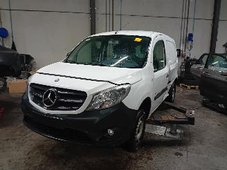 Uttjänta bilar auto Mercedes Citan Citan (415.6) Van 1.5 108 CDI (OM607.951(K9K)) [55kW]  (11-2012/08-202=
1) 2015