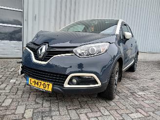 Coche accidentado Renault Captur Captur (2R) SUV 0.9 Energy TCE 12V (H4B-400(H4B-A4)) [66kW]  (06-2013/=
=2E..) 2013/8