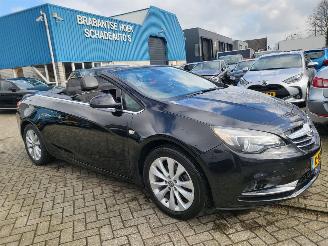 skadebil auto Opel Cascada Cascada 1.6 Turbo AUTOM Innovation  180 PK rijdbaar 2018/7