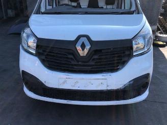 Dezmembrări autoturisme Renault Trafic 2000cc - diesel - 6vit 2013/1