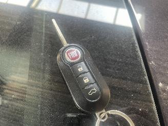 Fiat 500 1.2 lounge picture 16