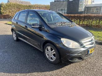 Mercedes B-klasse 180 BlueEFFICIENCY picture 2