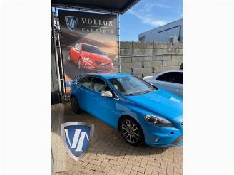 Volvo V-40 V40 (MV), Hatchback 5-drs, 2012 / 2019 2.0 D4 16V picture 3