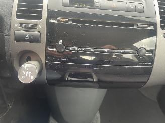 Toyota Prius 1.5 hybrid picture 13